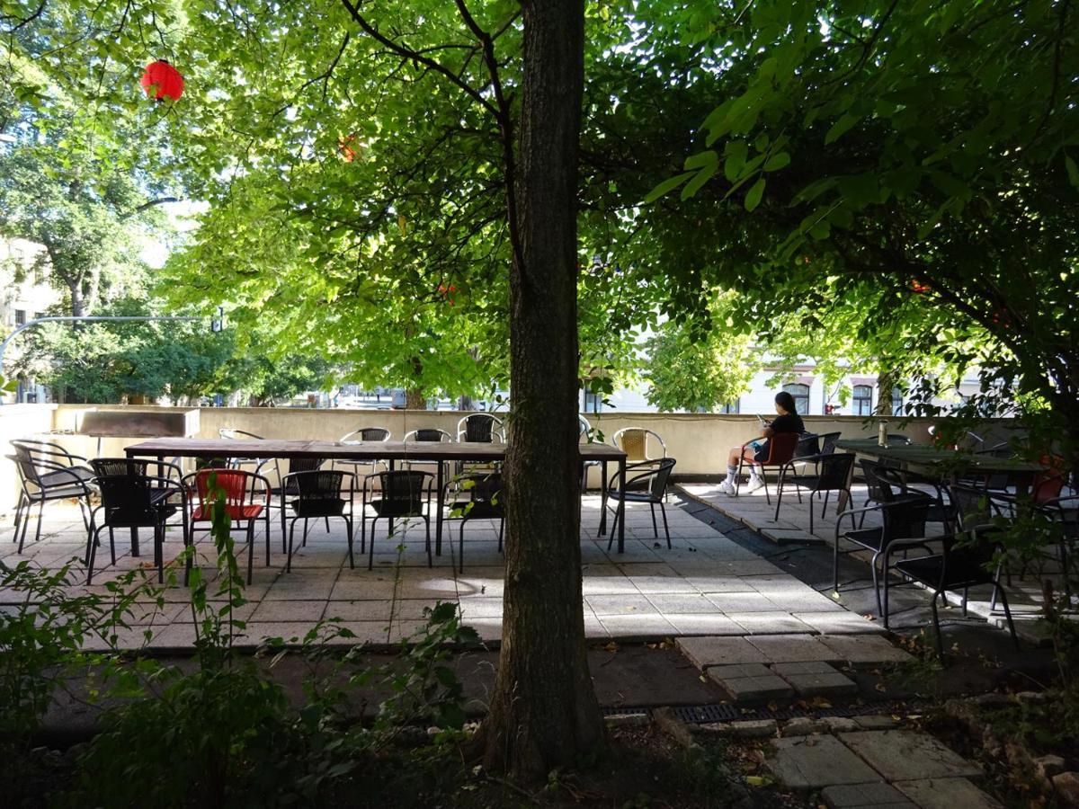 Hummel Hostel - Historische Stadtvilla Mit Garten Weimar  Esterno foto