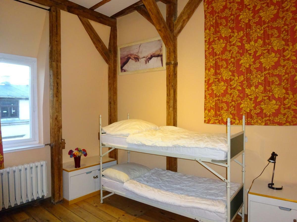 Hummel Hostel - Historische Stadtvilla Mit Garten Weimar  Esterno foto